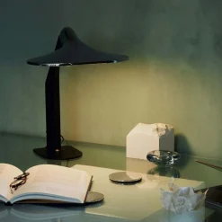 Niwaki Bordslampa, Svart / Krom