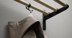 Nostalgi Hatthylla / Skohylla 100 cm, Svart / Björk