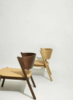 Hübsch Fåtöljer-Oblique Loungestol, Mörkbrun