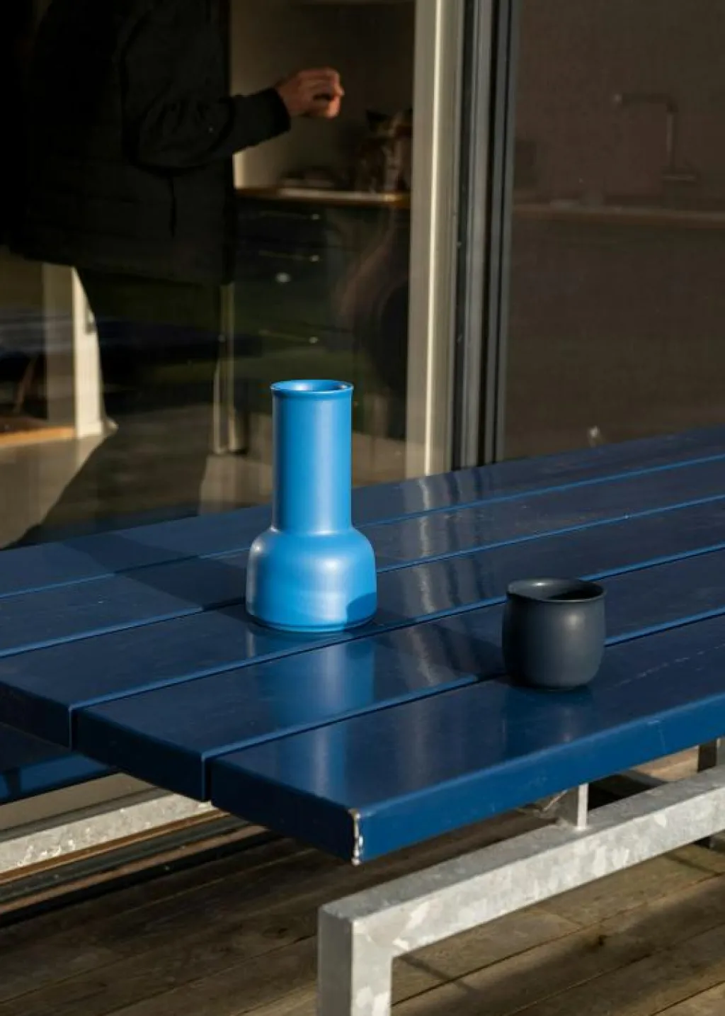 Raawii Vattenkaraffer & Vattenkannor-Omar Karaff 22.5 cm, Electric Blue