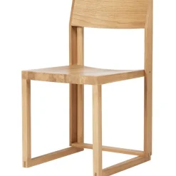 Outline Stol, Varmlackerad Ek / Valnöt