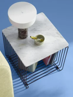 Montana Vägghyllor|Modulära Hyllsystem-Panton Wire top panel 07-Black Red