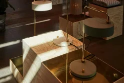 Petite Machine Bordslampa, Oyster White