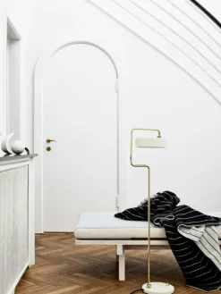 Petite Machine Golvlampa, Ljusrosa