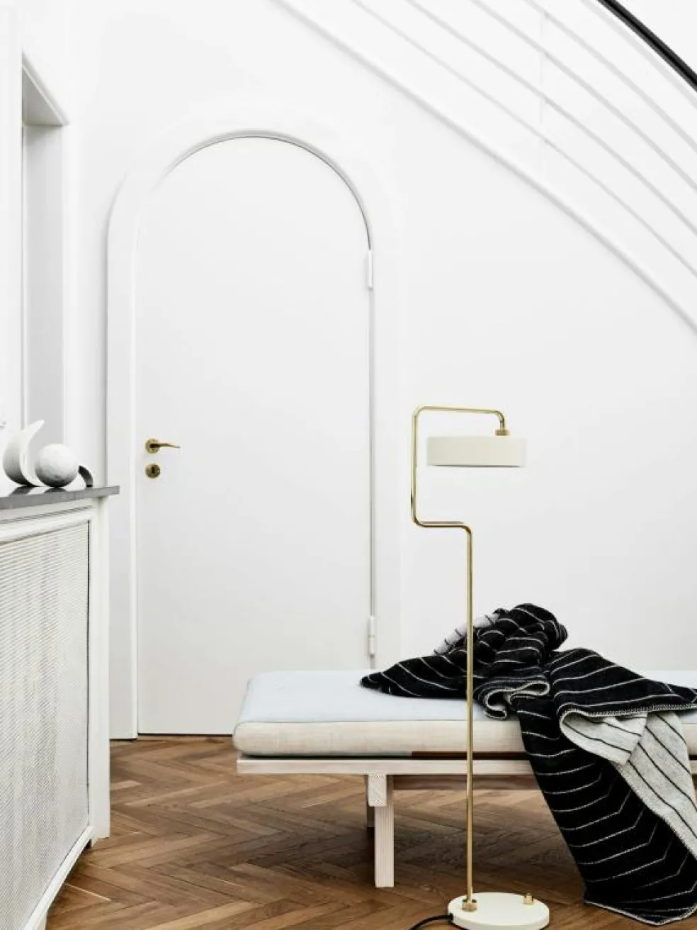 Petite Machine Golvlampa, Ljusrosa