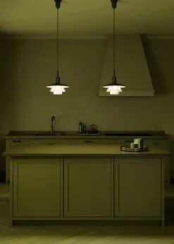 Louis Poulsen Pendellampor-PH 3/3 Pendel, Aged Brass / Opalglas