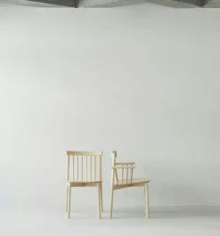 Pind Stol, Svartbetsad Ask