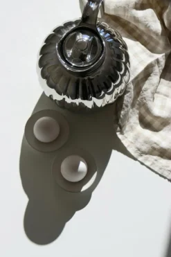 Pion Äggkoppar 4-pack, Grå / Vit