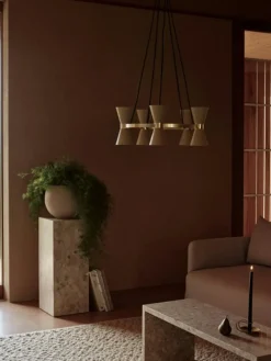 Plinth Piedestal, Kunis Breccia