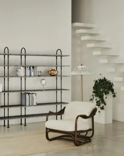 GUBI Fåtöljer-Poltrona Tria Fåtölj, Bouclé 001