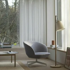 Pull Golvlampa, Vit / Ek