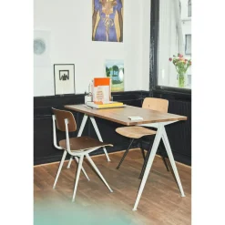 HAY Skrivbord-Pyramid Desk 01 140X75, Black Frame/Smoked