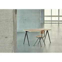 HAY Skrivbord-Pyramid Desk 01 140X75, Black Frame/Smoked
