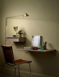 Pythagoras Skrivbord, Vit