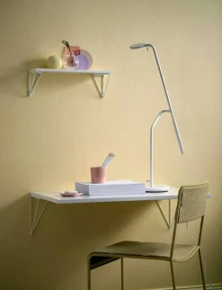 Pythagoras Skrivbord, Vit