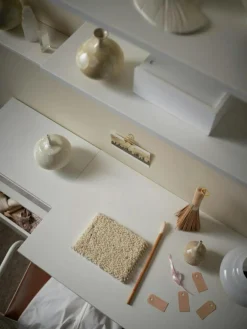 Pythagoras Skrivbord, Vit