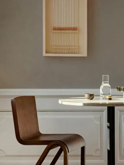 Ready Stol, Mörkbetsad Ek