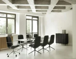 Rib Skänk Ek, Svart