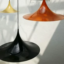 GUBI Pendellampor-Semi Pendel Ø 47 cm, Mässing