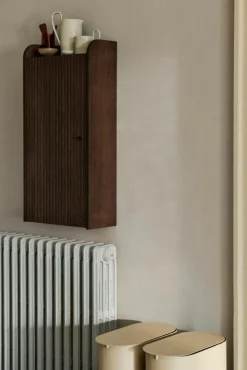 Ferm Living Väggskåp-Sill Väggskåp, Dark Stained Oak