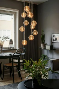 Globen Lighting Pendellampor-Skyfall Ljuskrona, Amber