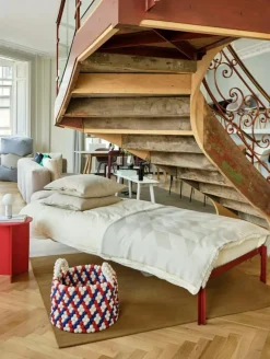 HAY Sängbord & Nattduksbord|Sängbord & Nattduksbord-Slit Bord Ø35 cm, Lackad Ek