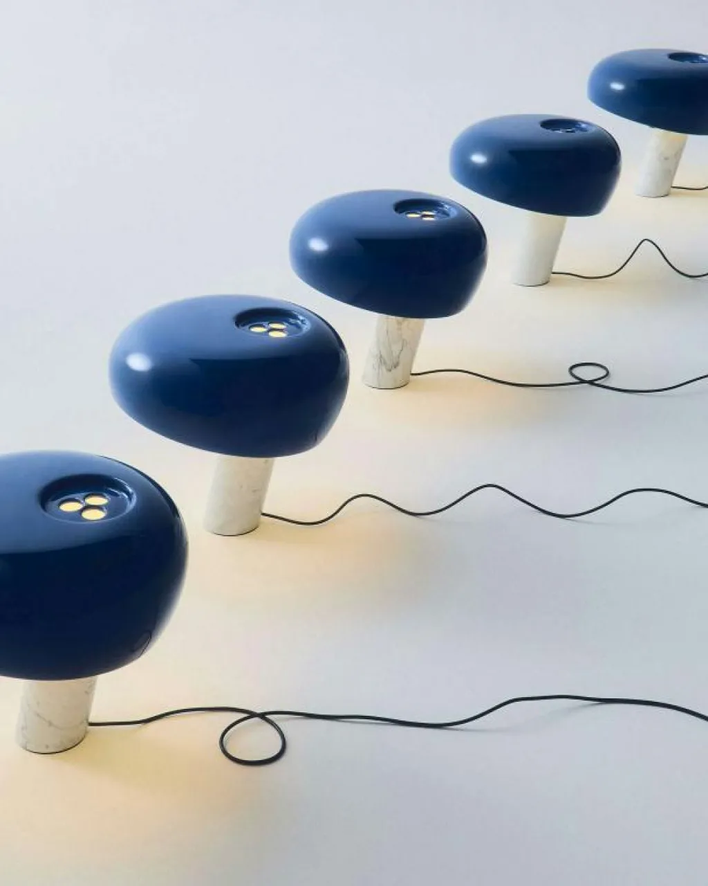 Flos Skrivbordslampor|Bordslampor-Snoopy Bordslampa, Svart