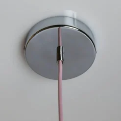 Crème Atelier Pendellampor-Soft Serve Pendel 03, Mässing / Blueberry Sorbet