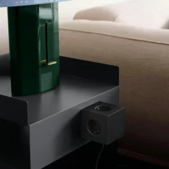 Square 1 Grenuttag Med USB-C / Magnet 1,8 m, Stockholm Black