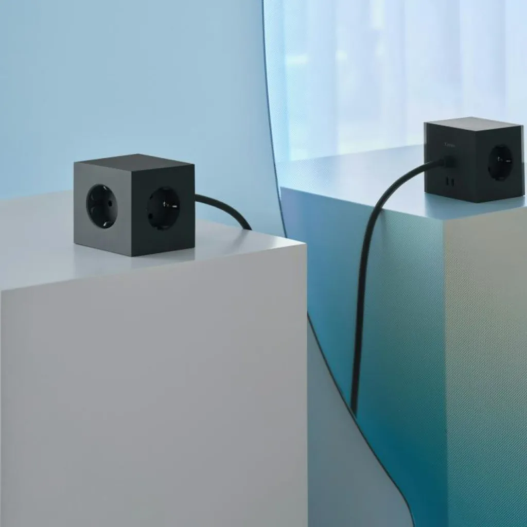 Avolt Lampsladdar & Lampupphängning-Square 1 Grenuttag Med USB-C / Magnet 3 m, Gotland Grey