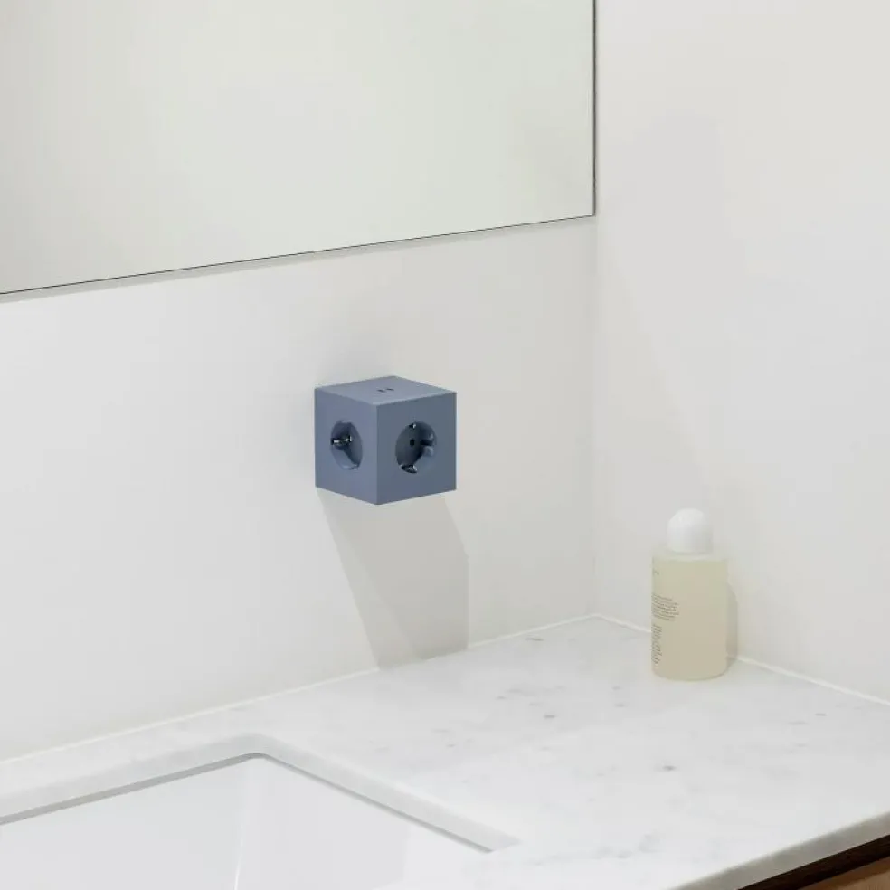 Square 2 Uttagsförlängare Med USB-C / Magnet, Beige