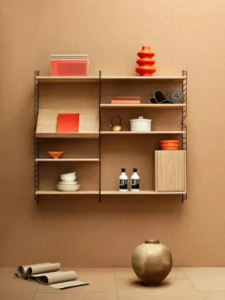 String Snapsskåp, Valnöt