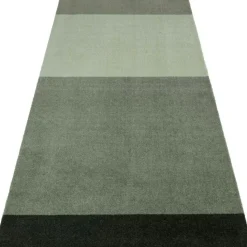 Tica Copenhagen Plastmattor-Stripes Matta Ljusgrön / Mörkgrön, 90x130 cm