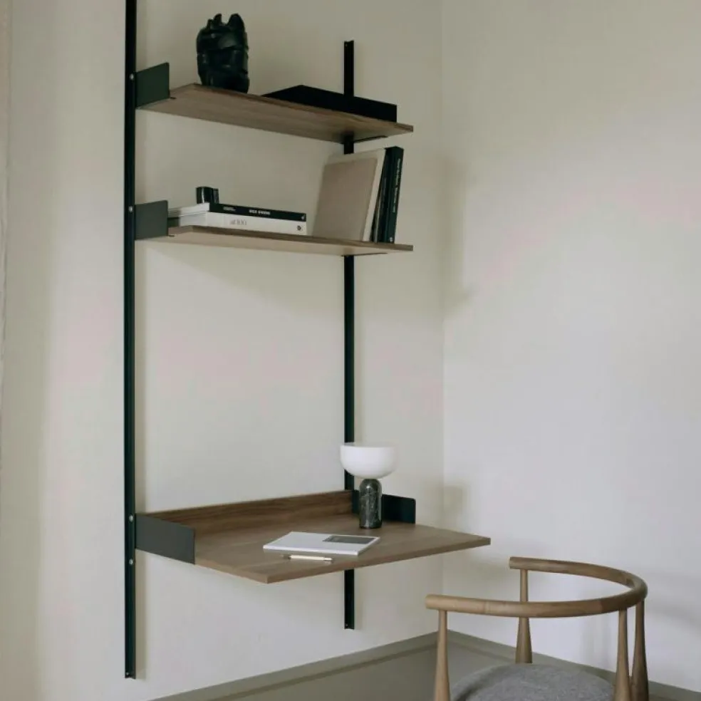 Study Hylla, Svart / Valnöt