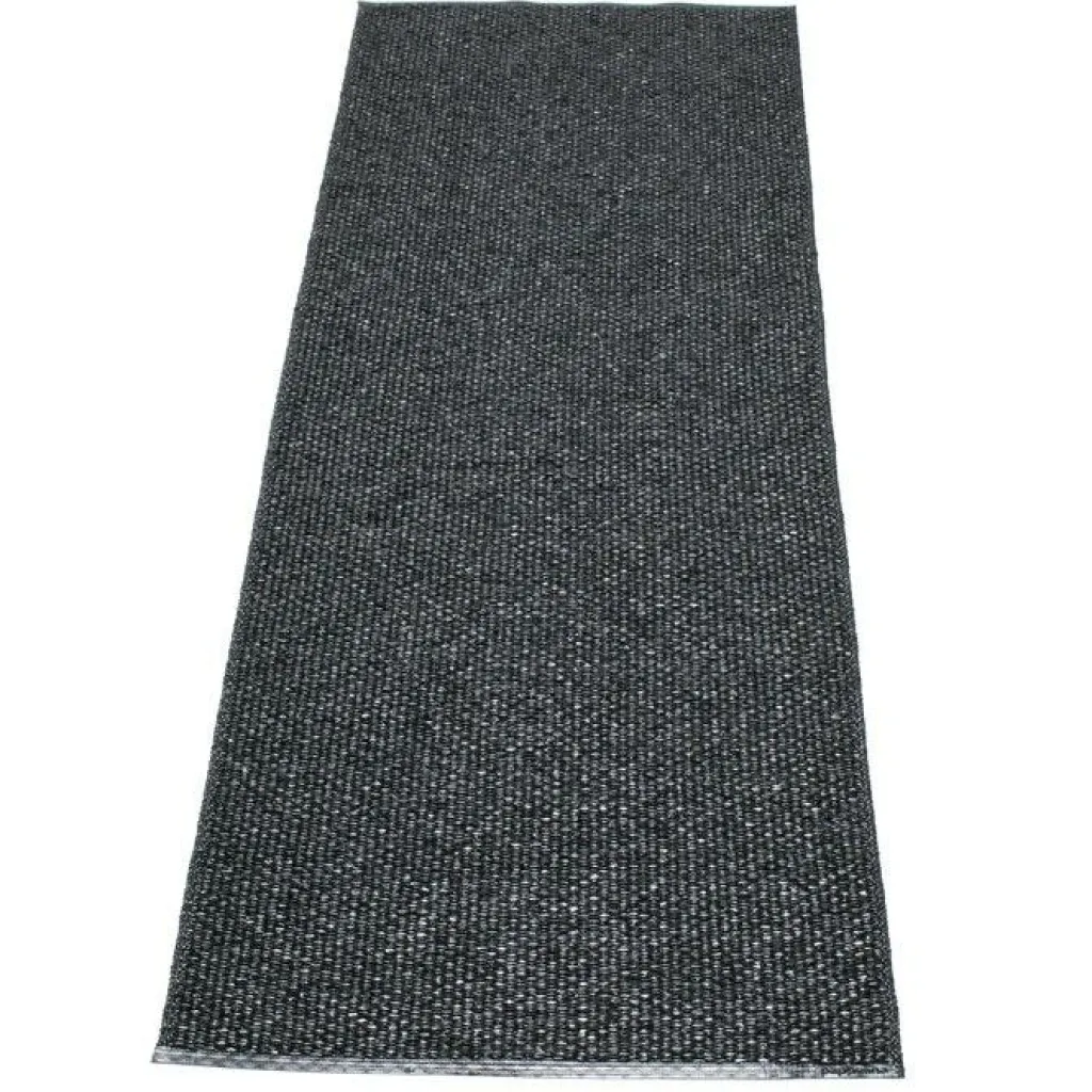 Pappelina Utomhusmattor & Balkongmattor|Plastmattor-Svea Matta Black Metallic/Black, 70x240 cm