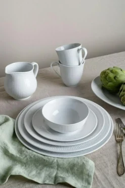 Swedish Grace Assiett 17 cm, Snö (Vit)