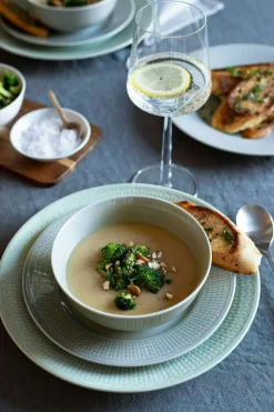 Swedish Grace Tallrik 21 cm, Snö (Vit)