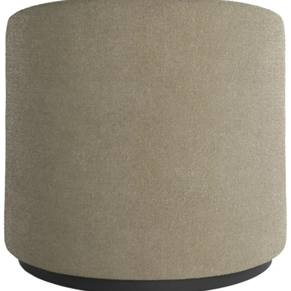 Tearoom Loungestol, Logan Flint