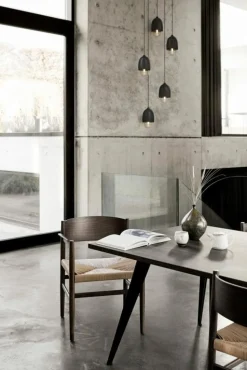 Terho Pendel Svartbetsad Lindträ / Rökt Glas, 13,5 cm