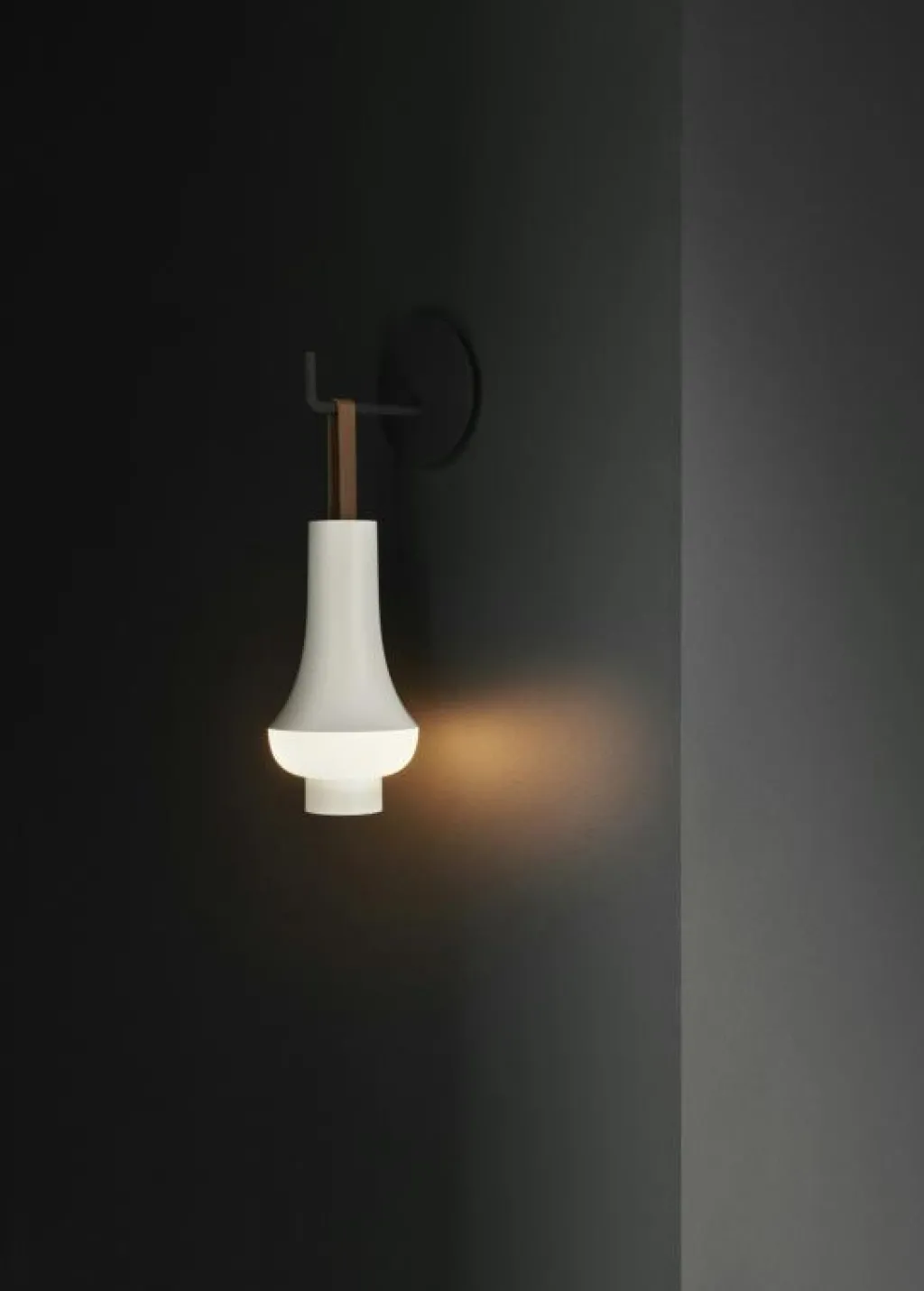 Louis Poulsen Portabla Lampor|Portabla Lampor-Tomoshi Bordslampa Portabel, Mörkbrun