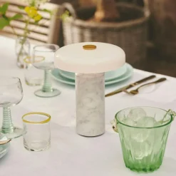 Trip Bordslampa Portabel, Vinröd