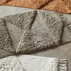 Tufted Badrumsmatta 60x90 cm, Taupe