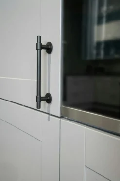 Uniform Handtag C/C 128, Mattsvart