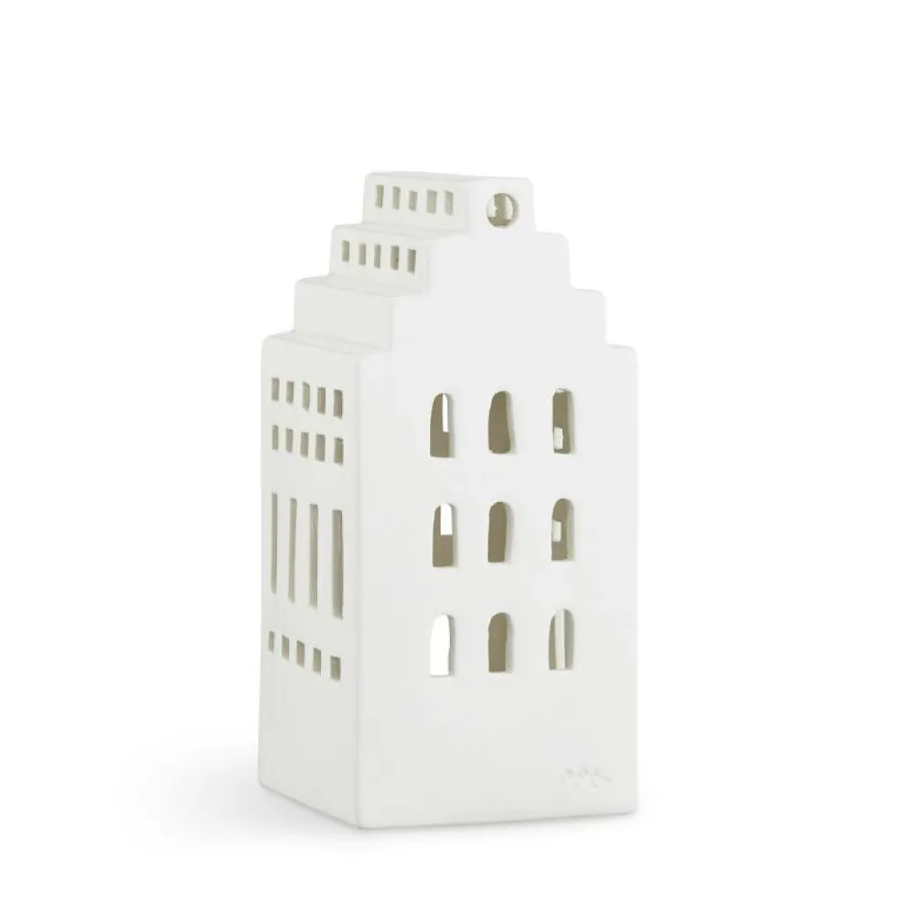 Urbania Ljuslykta, Manor