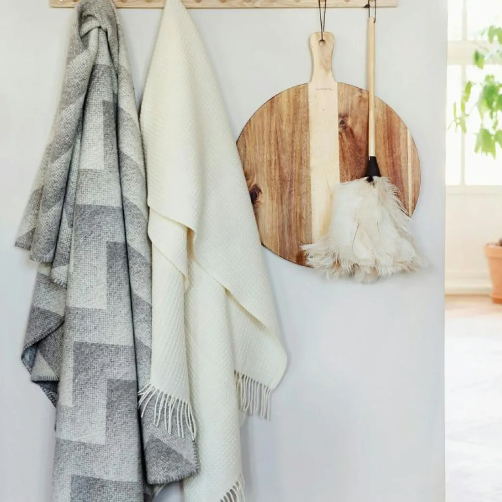 Røros Tweed Plädar & Filtar-Vega Pläd 150x210 cm, Svart