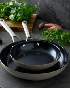 Kitchenware by Tareq Taylor Stekpannor-Vivian Stekpanna 20 cm, Indigo