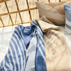 Lexington Plädar & Filtar-Waves Recycled Wool Jacquard Pläd 130x170 cm, Beige/Off-white