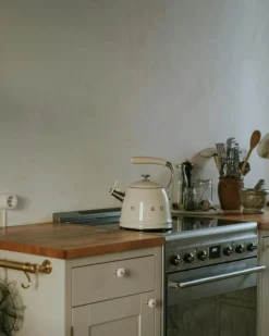 WKF01BL Vattenkittel 2,3 L, Svart