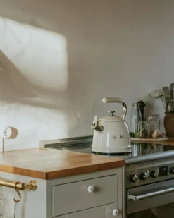 WKF01BL Vattenkittel 2,3 L, Svart