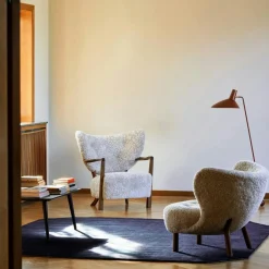 &Tradition Fåtöljer-Wulff ATD2 Loungefåtölj, Valnöt / Sheepskin Moonlight